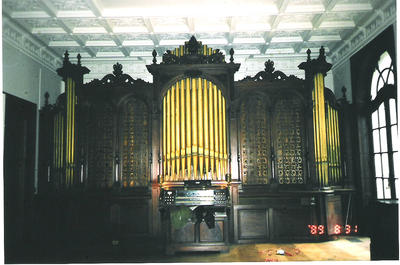 Enlarge picture further